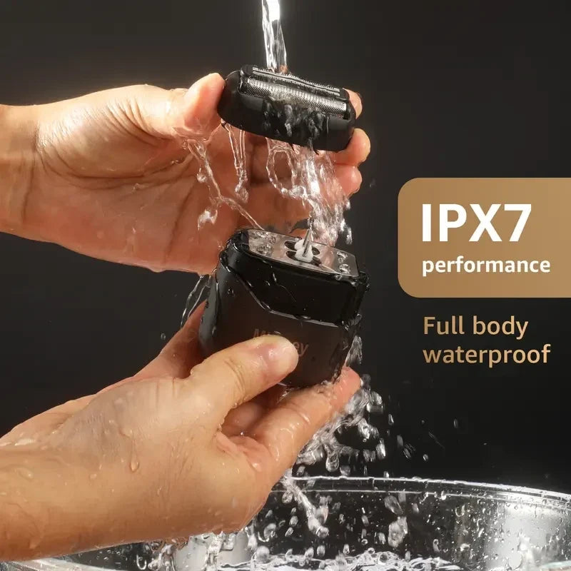 Compact Foil Shaver